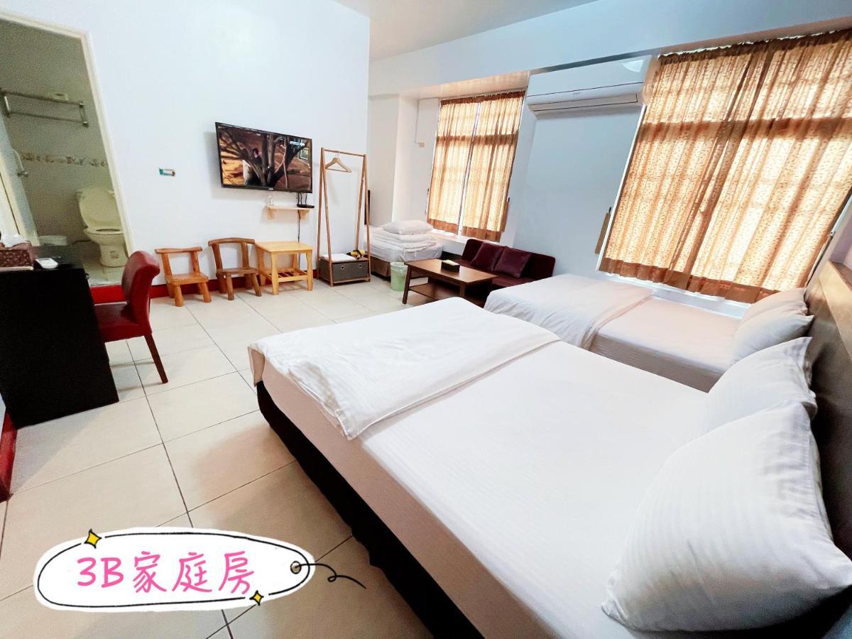 A Lot Of Music And Breakfast Appartement T'ai-tung Buitenkant foto