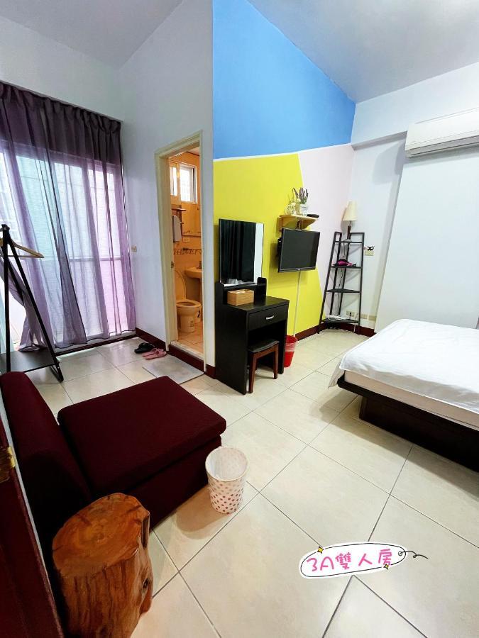 A Lot Of Music And Breakfast Appartement T'ai-tung Buitenkant foto